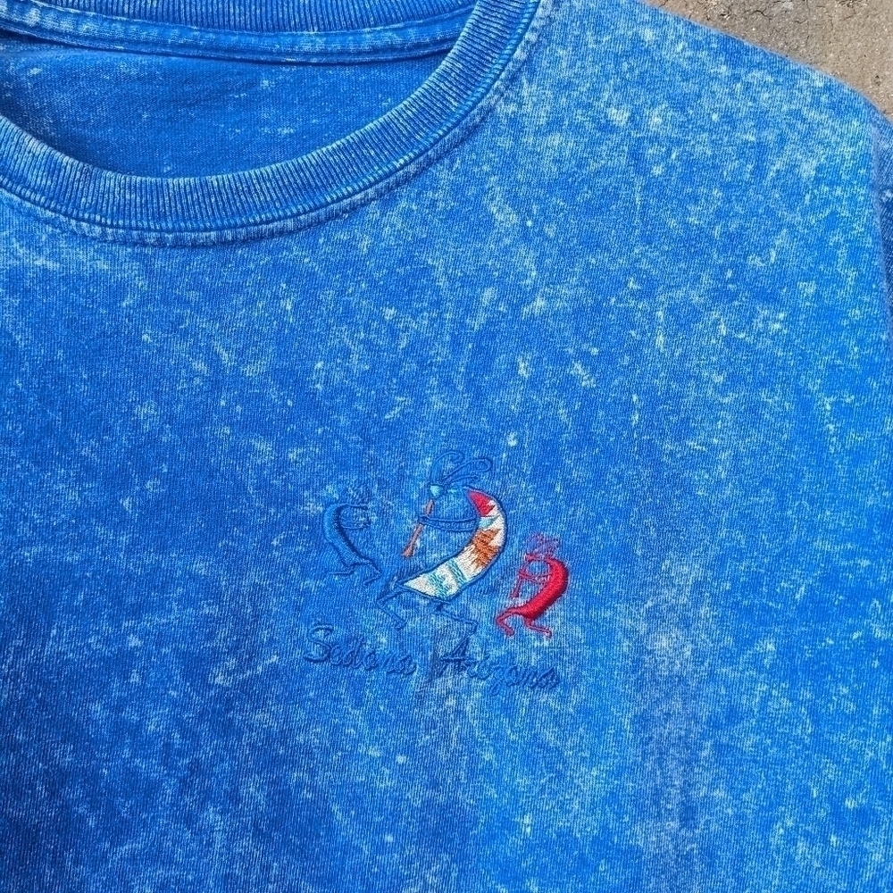 Sedona Arizona Acid Wash Kokopelli Short Sleeve T-shirt Embroidered Size Small - Picture 2 of 4